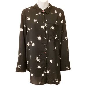 2/$20 Vintage Dynamite black flower button down shirt